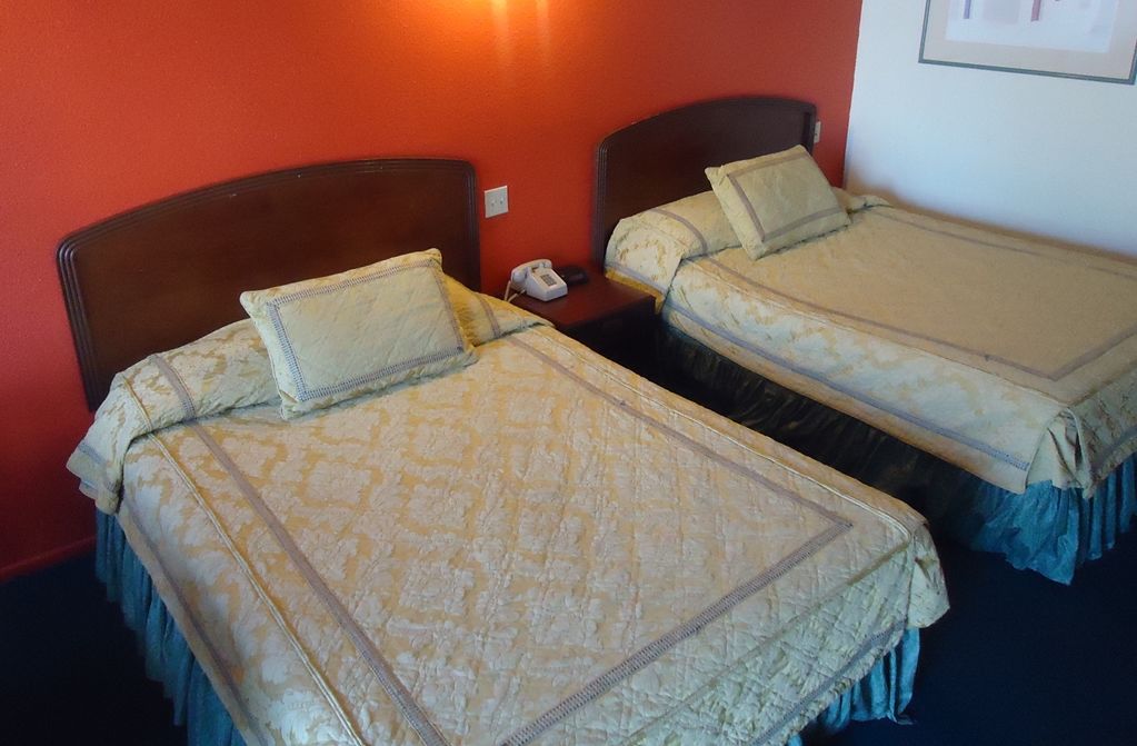 Sea Rock Inn - Los Angeles Гардена Номер фото