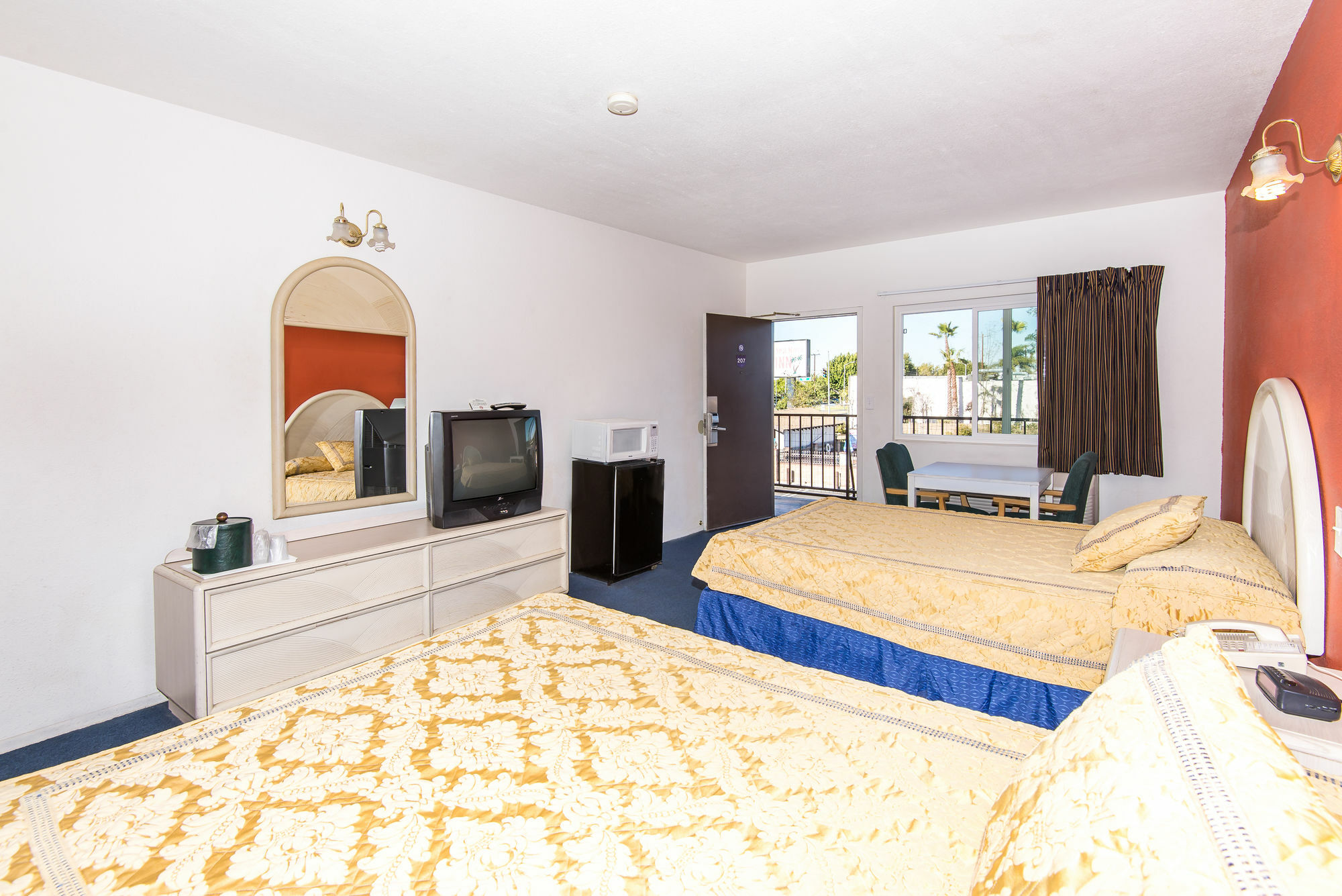 Sea Rock Inn - Los Angeles Гардена Екстер'єр фото